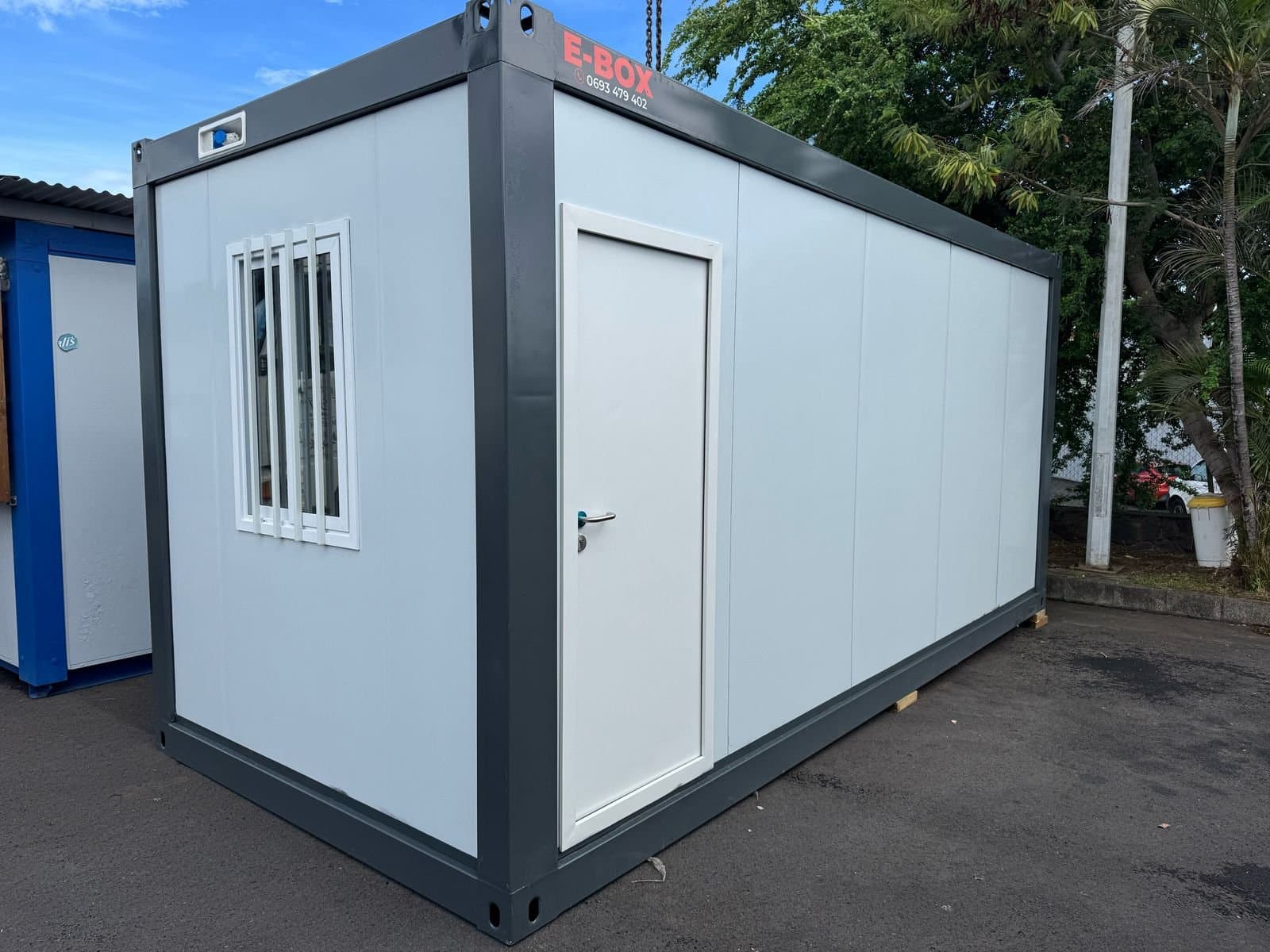 Module Bureau ou Labo - vue extérieure