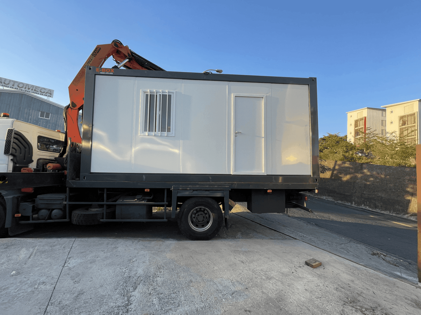 Modules E-BOX en livraison a La Reunion - Demande de devis